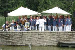 Shanty-Chor Berlin - August 2014 - Modellboot-Börse im Britzer Garten