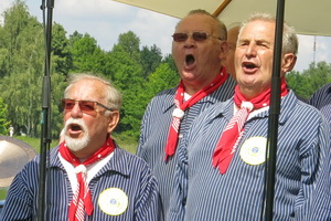 Shanty-Chor Berlin - August 2014 - Modellboot-Börse im Britzer Garten