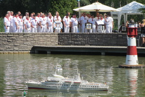 Shanty-Chor Berlin - August 2015 - Modellbootbörse im Britzer Garten