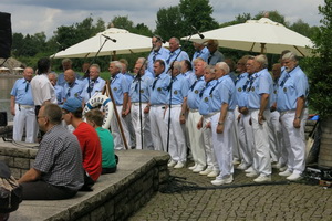 Shanty-Chor Berlin - Juli 2017 - Modellbootbörse im Britzer Garten