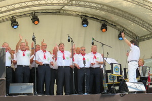 Shanty-Chor Berlin - Juli 2018 - Tegeler_Hafenfest - Bühne Kanonenplatz