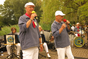 Shanty-Chor Berlin - Juli 2023 Modellbootbörse im Britzer Garten
