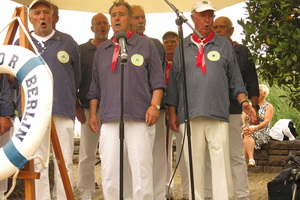 Shanty-Chor Berlin - Juli 2023 Modellbootbörse im Britzer Garten